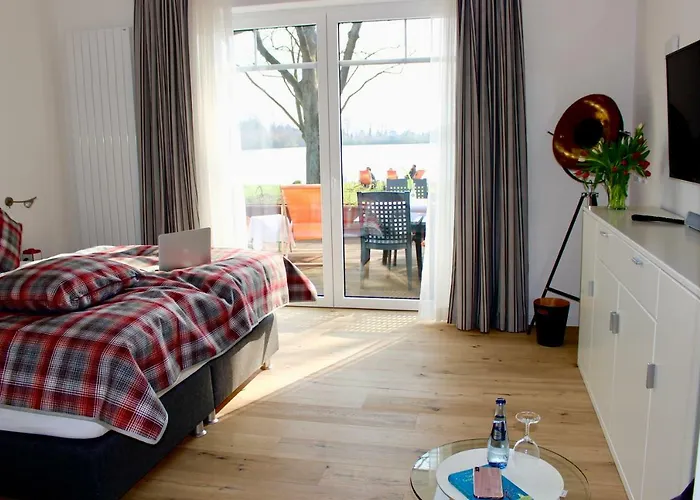 Seegarten Gmbh Hotel *